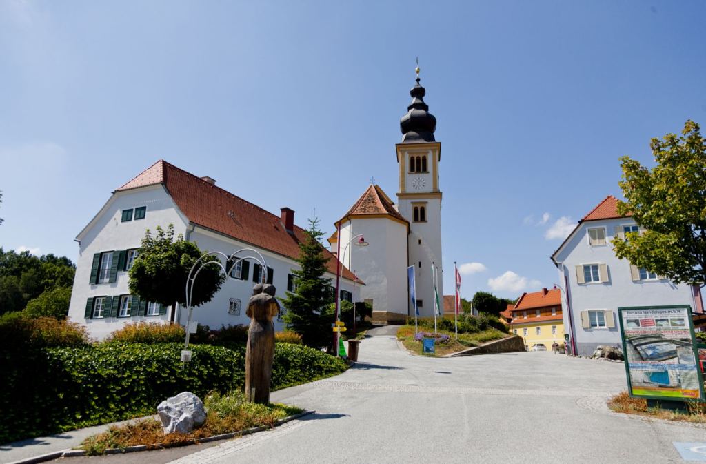 Kirche Trautmannsdorf